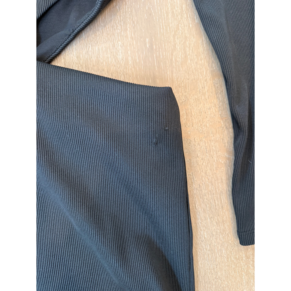 Camila Coelho, User: Mtinsta101@gmail.com Camila Coelho Black Cutout Long Sleeve - Picture 2 of 4